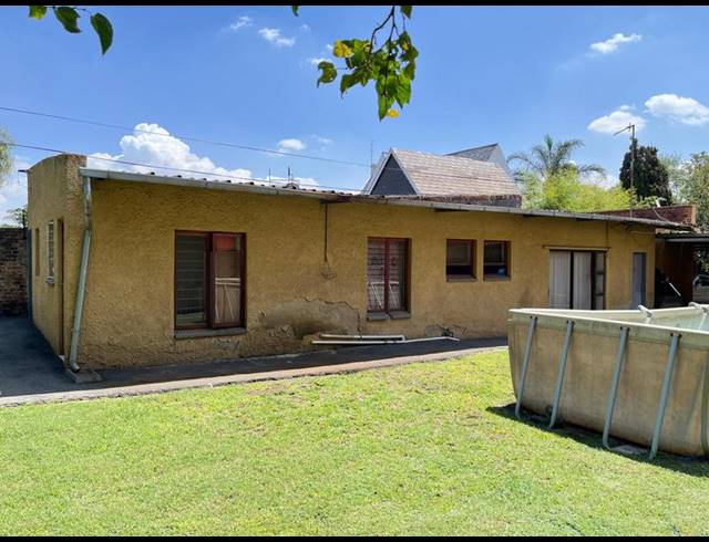 3 BEDROOM HOUSE FOR SALE IN LAMBTON